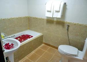 
A bathroom at Hotel Sahara
