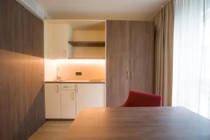 Η κουζίνα ή μικρή κουζίνα στο Heidelberg Hospitality Boarding House