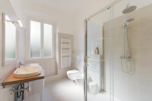 Et badeværelse på La Casa di Gino - A due Passi dal Mare