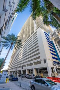 El edificio en el que está el departamento