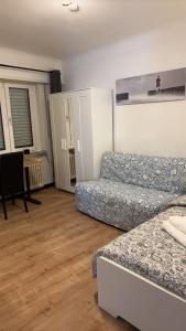 Chambre double à Niederkorn 객실 침대