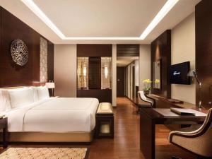 TV/Unterhaltungsangebot in der Unterkunft Fairmont Jakarta
