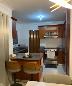 O bucătărie sau chicinetă la Stylish 3BR,2BA in Santo Domingo Este