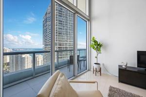 TV/trung tâm giải trí tại Icon Brickell Residences