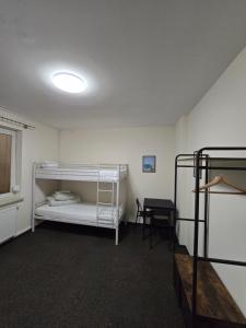 Postel nebo postele na pokoji v ubytování Rooms4Rest Skibicka - Private rooms for tourists - ATR Consulting Sp, z o,o,
