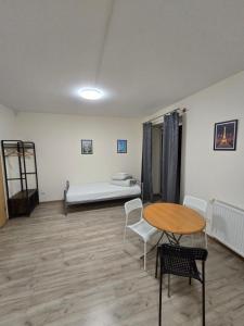 Postel nebo postele na pokoji v ubytování Rooms4Rest Skibicka - Private rooms for tourists - ATR Consulting Sp, z o,o,