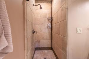 Fotografie z fotogalerie ubytování Deluxe Truckee Townhome 3BDR Dog Friendly Great Location v destinaci Truckee