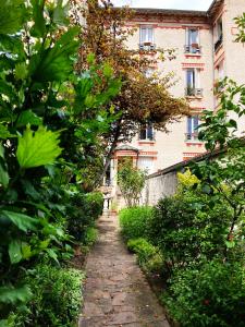 Zahrada ubytování Appartement calme avec jardin