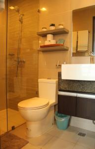 Kupatilo u objektu A Nice, Vibrant Place by the Beach