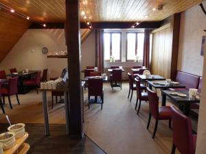 Restaurace v ubytování Hotel KRONE Garni