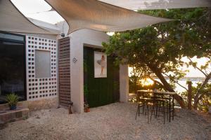 Fotografie z fotogalerie ubytování Habitación y alberca frente al mar v destinaci Lerma + 5 fotografií