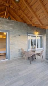 Φωτογραφία από το άλμπουμ του The Mountain Escape A Luxury Home Stay σε Mukteswar