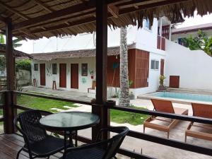 Bazén v ubytování Tribal Xperience Guesthouse nebo v jeho okolí