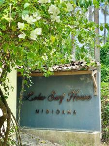 Fotografie z fotogalerie ubytování Lotus Surf House v destinaci Midigama East