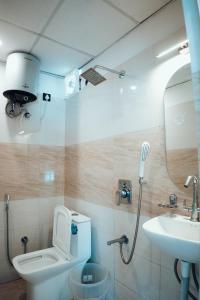 Art Bliss Hostel的一间浴室