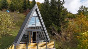 Vrt pred nastanitvijo Fern Farm Tiny Home