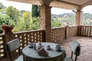 Balkón nebo terasa v ubytování B&B Villa Dei Desideri