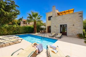 Πισίνα στο ή κοντά στο Villa Aloe