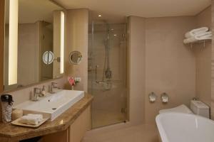 Ein Badezimmer in der Unterkunft Banyan Tree Bangkok