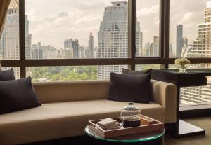 Ein Sitzbereich in der Unterkunft Banyan Tree Bangkok
