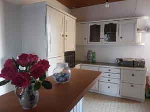 Η κουζίνα ή μικρή κουζίνα στο nice stay, 3 minutes to Kastel train station +47 φωτογραφίες