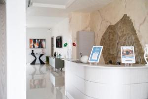 Vstupní hala nebo recepce v ubytování Pietra Viva Suite e Relax + 37 fotografií