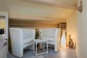 Posezení v ubytování Duplex Apartment Camelia in charming Old town