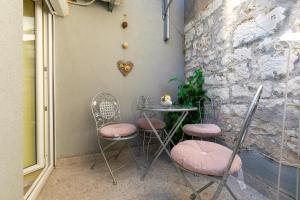 Fotografie z fotogalerie ubytování Duplex Apartment Camelia in charming Old town v Rovinji