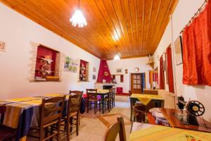 Restaurace v ubytování Archontiko 1787