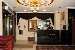 Zona de hol sau recepție la Hotel Grand Umit