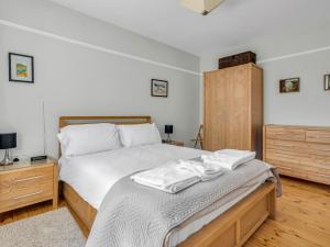 Postel nebo postele na pokoji v ubytování Little Haven A stunning Bungalow in Minnis Bay - Pass the Keys