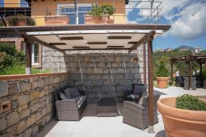 Posedenie v ubytovaní 066 - VILLA LETIZIA, Elegante 3 PISCINA e Natura, 10 minuti da MARE e SPIAGGIE + 31 fotografií