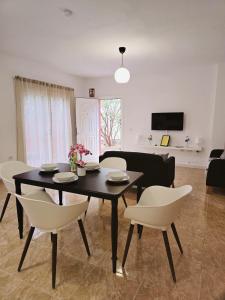 Μια τηλεόραση ή/και κέντρο ψυχαγωγίας στο Basalto House Flat Tenerife South
