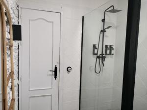 A bathroom at Villa andaluza relax y playa en entorno tranquilo