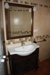 A bathroom at La Cruz Verde