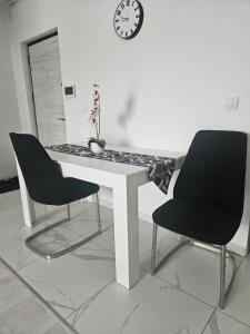 Gallery image of M&S Lux in Mladenovac +4 photos