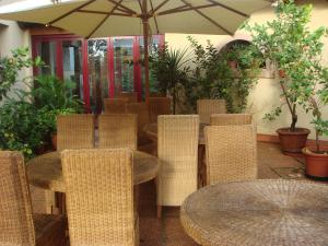 A seating area at Villa Belfiore