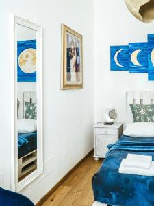Voodi või voodid majutusasutuse The Smallest Hostel of Florence toas