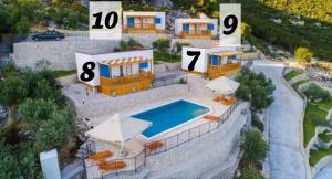 Bazén v ubytování Camping Homes Grot nebo v jeho okolí