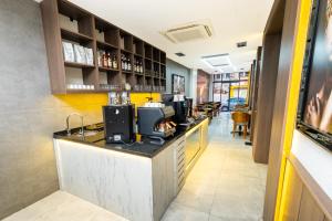 a bar in a restaurant with a counter at Luxury Life Suites in Istanbul