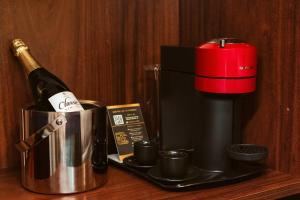 Set per la preparazione di tè e caffè presso Pousada Recanto dos Sonhos
