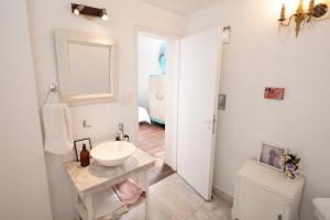Ένα μπάνιο στο Art House terraza,parrilla en Palermo con desayuno +31 φωτογραφίες