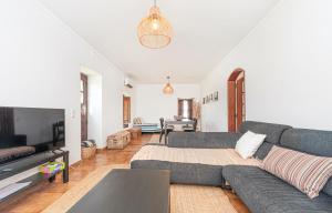 Μια τηλεόραση ή/και κέντρο ψυχαγωγίας στο Pátio Sant'Ana - 2 bedrooms villa w/ exterior area