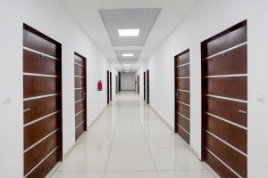 Fotografie z fotogalerie ubytování Super Hotel O Bhangel Dadri Road Noida v destinaci Noida