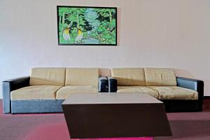 Φωτογραφία από το άλμπουμ του Collection O Lembang Near Dusun Bambu Formerly Hotel Bilique στο Μπαντούνγκ +38 φωτογραφίες