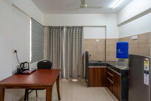 Φωτογραφία από το άλμπουμ του StayBird - Silver Oak, An Apartment Hotel, Kharadi στο Pune