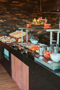 Cibo presso la locanda o nelle vicinanze