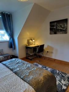 Katil atau katil-katil dalam bilik di Cozy Holiday Home in the Scenic Glen of Aherlow