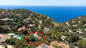 Afbeelding uit fotogalerij van Near the Beach, 2parking, BBQ, WiFi, Air conditioning in Torre delle Stelle