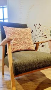 A desire for Bohemia, well-being and massages!的休息区